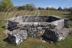 BACH - Parc Naturel Régional des Causses du Quercy - Causse de Limogne - puits de l'Escabasse dit "puits romain"