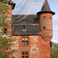 COLLONGES-LA-ROUGE - Castel de Vassinhac (tourelle d'angle et fenêtres à meneaux)