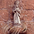 COLLONGES-LA-ROUGE - statuette de saint Jacques de Compostelle ornant un mur