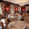 L'HOSTELLERIE DU PARC aux Cabannes (81) : une salle du restaurant