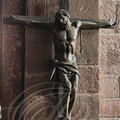 COLLONGES-LA-ROUGE - église Saint-Pierre : Christ du XVIe siècle