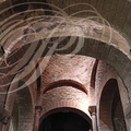 COLLONGES-LA-ROUGE - église Saint-Pierre : la voûte de la nef romane
