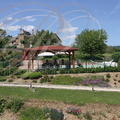 SAILLAC - Les Eyrials (gites, chambres d'hôtes et table d'hôtes)  : le jardin et la piscine