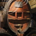 Distillerie DENOIX à Brive-la-Gaillarde (19) - foudre de vieillissement en chêne