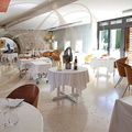 CAHUZAC-SUR-VÈRE - Château de Salettes : salle du restaurant