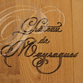 CASTELNAU_DE_MONTMIRAL_Chateau_de_MAYRAGUES_nom_sur_un_fut.jpg
