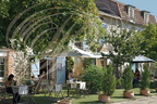 MIRAMONT-de-QUERCY - Auberge de Miramont :  la terrasse ombragée