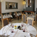 GRENADE_restaurant_La_Croisee_des_saveurs_une_des_salles_du_restaurant__.jpg