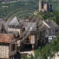 NAJAC - la forteresse royale (XIIe et XIIIe siècles) dominant le village