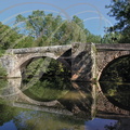 NAJAC - pont Saint-Blaise (XIIIe siècle) sur l'Aveyron - chemin de Saint-Jacques de Compostelle
