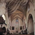 NAJAC - église Saint-Jean l'Évangéliste : la nef et le choeur (vitraux fin XIXe siècle)