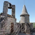 NAJAC - la forteresse royale : le donjon (bretèche abritant le mouvement d'horlogerie actionnant la cloche)