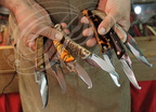NAJAC - Régis NAJAC,  coutelier  : couteaux Najac (à bout arrondi) dits "couteaux de paix" initiés au XIIIe siècle par un troubadour : Peyrot Vidal de Najac