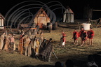 EAUZE - FESTIVAL GALOP ROMAIN 2015 - spectacle pyroscénique : les contes magiques d'Ellwyn (le village gaulois : les Gaulois face aux Romains)