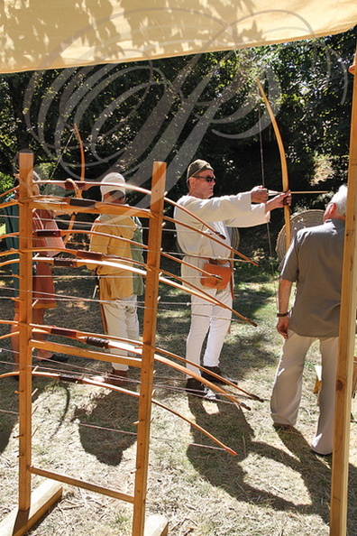 TERMES-D'ARMAGNAC - fête médiévale : "Les Archers de Fébus (initiation à l'archerie) 