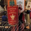 LAUTREC - fête de l'ail rose : 16e Grand Chapitre de la Confrérie dans l'église Saint-Rémy (sortie de l'église)   