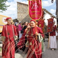 LAUTREC - fête de l'ail rose : procession des confréries dans la ville (Ordre des Vignerons des Bordeaux et Bordeaux Supérieurs - 33)