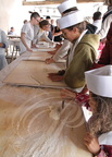 LAUTREC - fête du pain et du goût : diplôme du "Petit Boulanger" (enfants en pleine action) 
