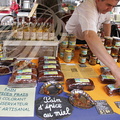 LAUTREC - fête du pain et du goût : marché des producteurs (Jean-Marie Lepetit, apiculteur à Angles - 81)