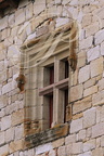 CUREMONTE - château de la Johannie : fenêtre à meneaux