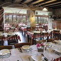 CUREMONTE_restaurant_LA_BARBACANE_de_Marlene_et_Jerome_Miquel_salle_du_restaurant__.jpg