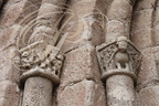 MEYSSAC - église Saint-Vincent : portail roman limousin (détail)