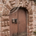 MEYSSAC - maison Faige : portail du XVIIe siècle
