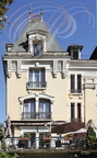 Hôtel Terminus et restaurant Le Balandre à Cahors (façade sud et la terrasse)