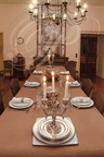 BRIVEZAC (près de Beaulieu-sur-Dordogne) - Château de LA GRÈZE (chambres et table d'hôtes) : dîner dans la salle à manger 