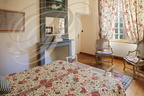 BRIVEZAC - château de LA GRÈZE (chambres et table d'hôtes): chambre "Autoire"