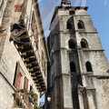 BEAULIEU-SUR-DORDOGNE - église Saint-Pierre : la tour quadrangulaire du XIVe siècle