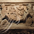 BEAULIEU-SUR-DORDOGNE -  La Maison Renaissance (musée) : XV siècle (cheminée fin XVe siècle : détail du blason central)