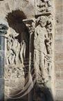 BEAULIEU-SUR-DORDOGNE - église Saint-Pierre : le portail méridional (détail du mur latéral est : les tentations du Christ)