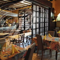 ALBAN - restaurant "AU BON ACCUEIL" : la salle à manger et le bar