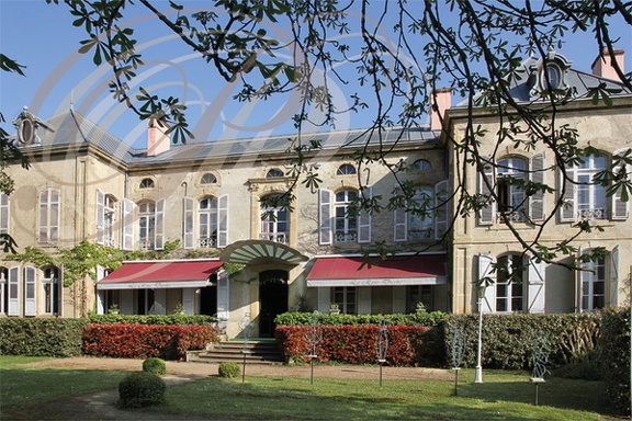 Restaurant LE RIVE DROITE à VILLECOMTAL-sur-ARROS (32)
