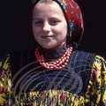 CERTEZE (Oas - Roumanie) : Petite fille en costume traditionnel