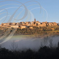  PUYCELSI - le village au-dessus du brouillard (stratus)