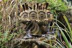 LES GRANDS BUFFETS à NARBONNE - le jardin et sa fontaine animée par les bronzes africains d'Hervé Di Rosa  