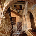 MONTAUBAN - rue Armand-Cambon : Hôtel LEFRANC-de-POMPIGNAN (escalier du XVIIe siècle)