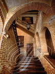 MONTAUBAN - rue Armand-Cambon : Hôtel LEFRANC-de-POMPIGNAN (escalier du XVIIe siècle)