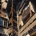 MONTAUBAN - rue de la Résistance : Hôtel Séguier (escalier en bois du XVIIe siècle)
