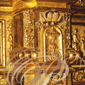 LACHAPELLE - église au décor baroque : le tabernacle doré
