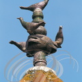 MENOT-MINJOULET - pigeonnier de Lomagne : épis de faîitage en céramique