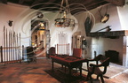SAINT-PROJET - le château : la salle des chevaliers