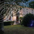 SAINT-BEAUZEIL - Château de l'Hoste : façade (la terrasse le soir) 