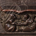 VILLEFRANCHE-DE-ROUERGUE - Collégiale Notre-Dame : stalles executées par le huchier André Sulpice au XVe siècle (une miséricorde représentant un couple)