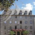 BRIVE_LA_GAILLARDE_L'Hotel_de_Ville_ancien_college_des_Doctrinaires_XVIIe_siecle.jpg