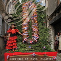 NAJAC - Fête de Saint Barthélémy et de la fouace : défilé de la fouace géante (2,70 m - 44 kg)