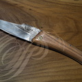 NAJAC - Regis Najac, coutelier : couteau "le Najac" avec un manche en noyer dit "couteau de paix" initié au XIIIe siècle par un troubadour, Peyrot Vidal de Najac 