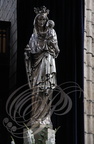 VILLEFRANCHE-DE-ROUERGUE - Collégiale Notre-Dame - transept droite : Vierge à l'Enfant en bois lamé d'argent (style gothique - 1897)